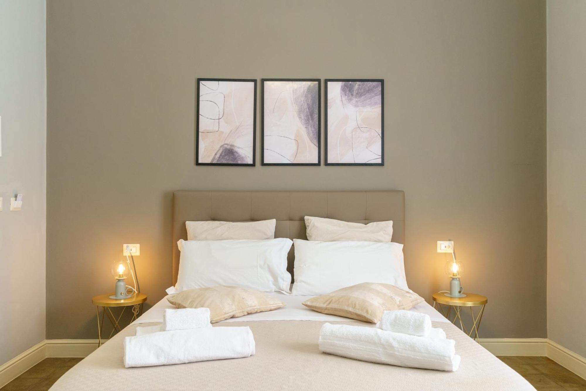 Bed and Breakfast La Finestra Sul Duomo CTA Exterior foto
