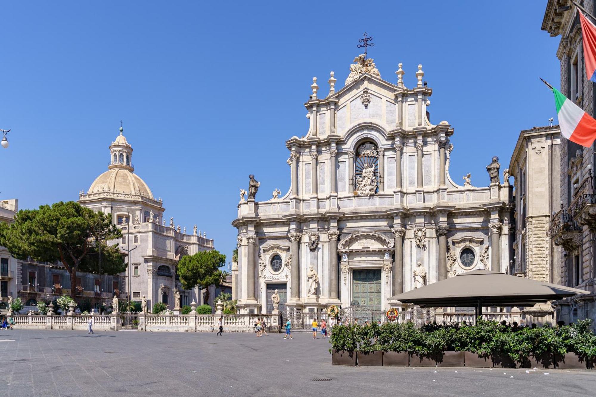 Bed and Breakfast La Finestra Sul Duomo CTA Exterior foto