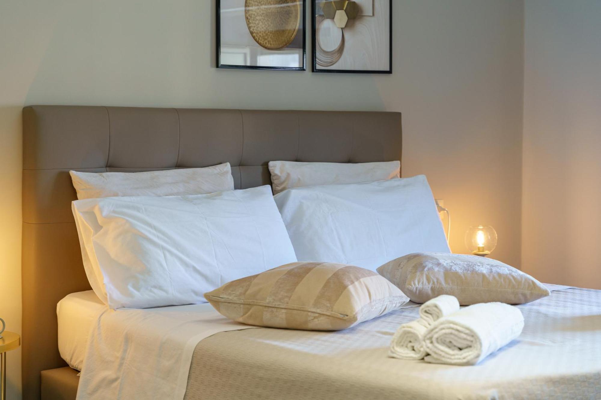 Bed and Breakfast La Finestra Sul Duomo CTA Exterior foto