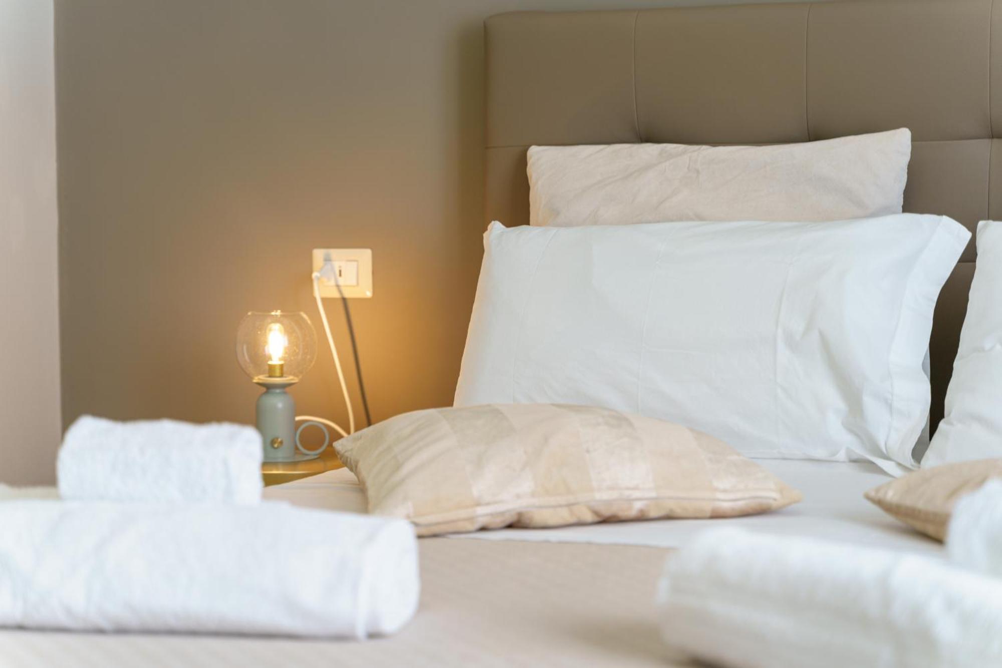 Bed and Breakfast La Finestra Sul Duomo CTA Exterior foto